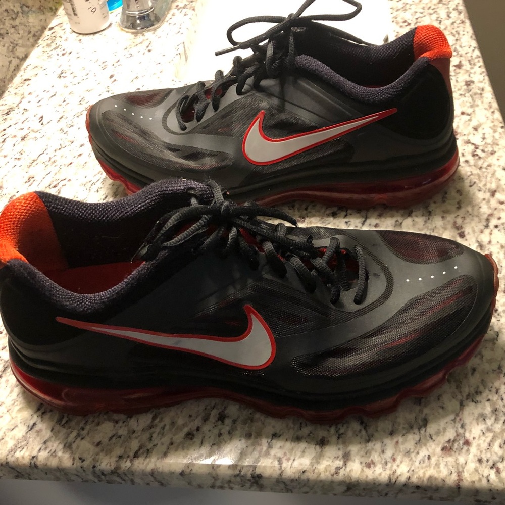 Air Max Trainer 2011